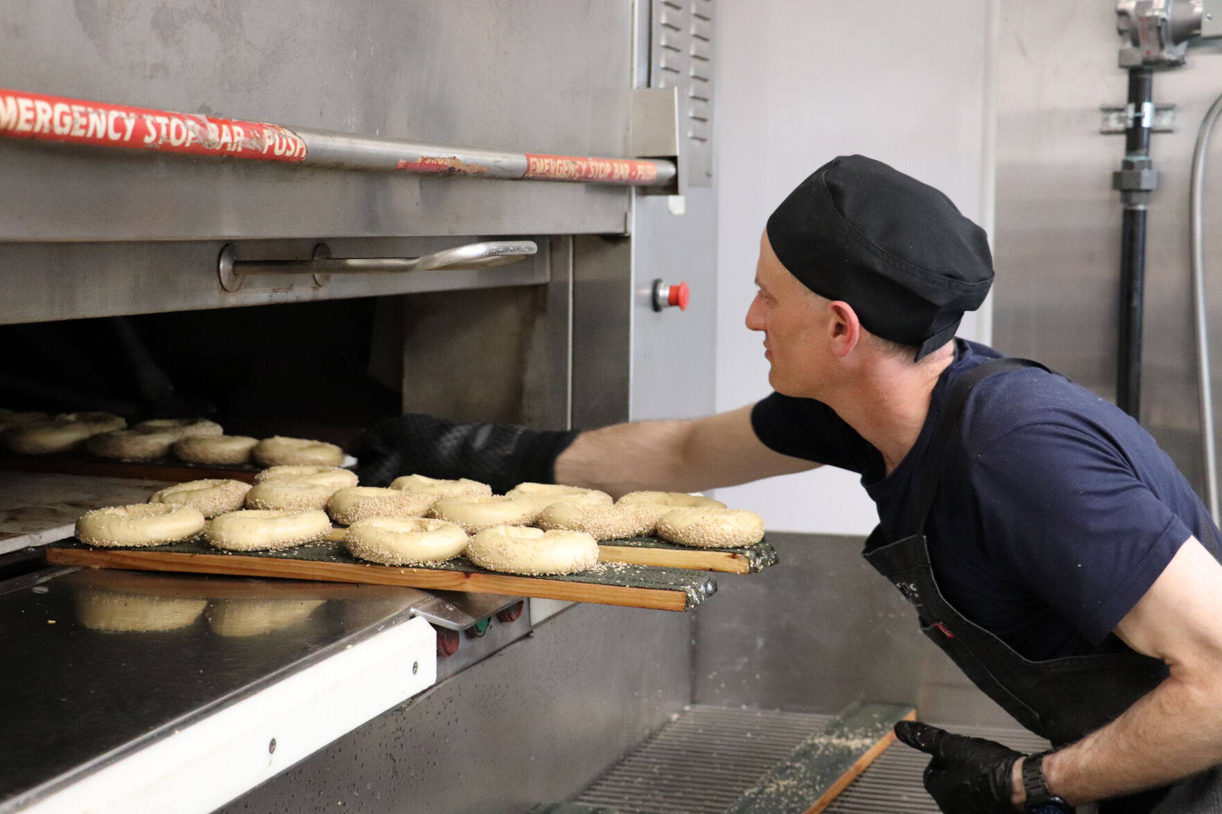 scott bagels out of oven action leftys